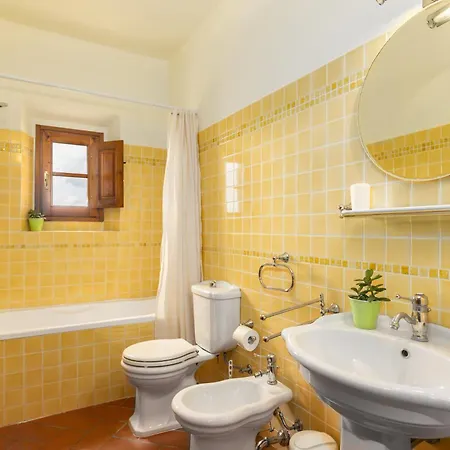 Podere San Bartolo- Fienile * 바르베리노 디 발 델사